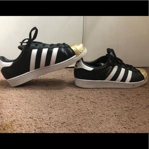 Superstar metal toes adidas